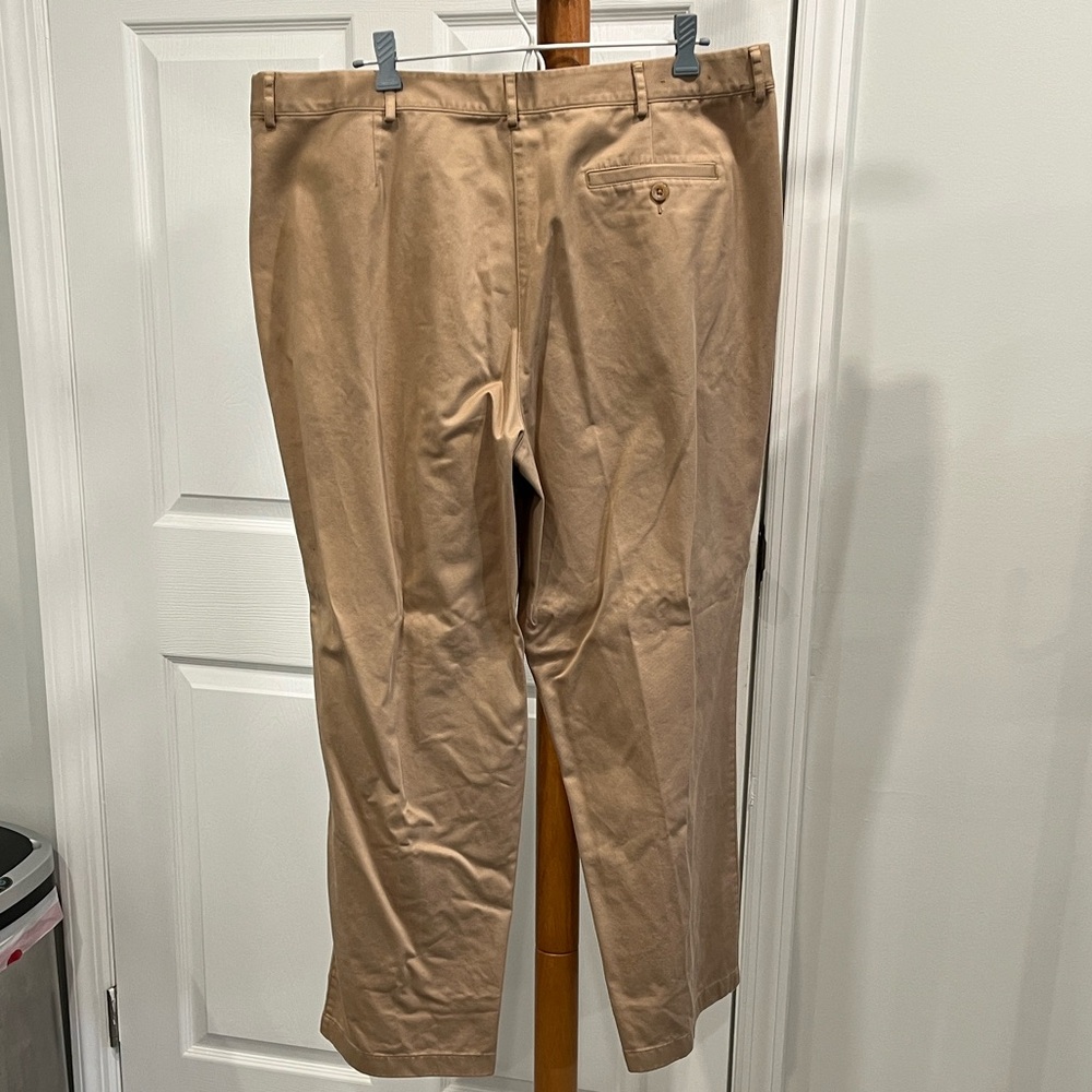 Lot of 4 women’s size 18 pants. Old navy, Lane Bryant, Eddie Bauer - Picture 3 of 14